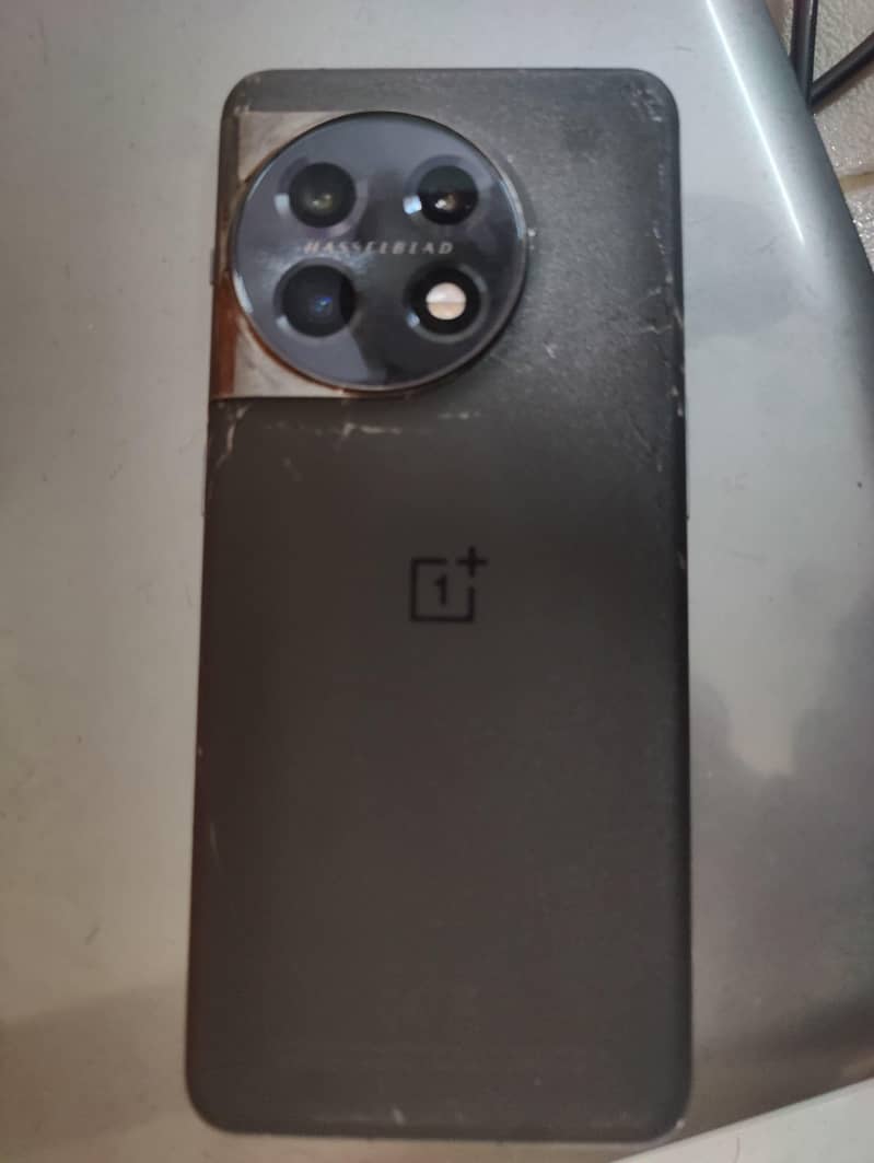One Plus 11 4