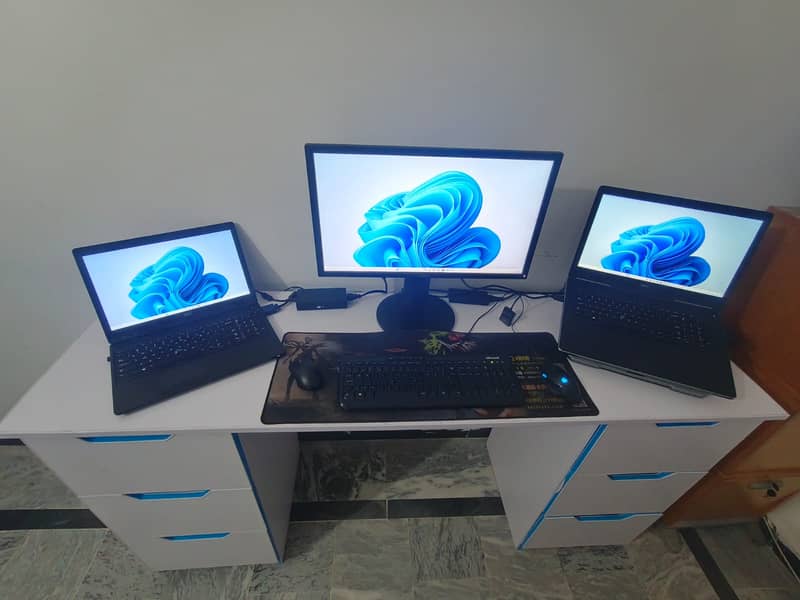 Computer Table 7