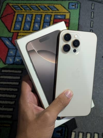 Apple iPhone 16 Pro Max