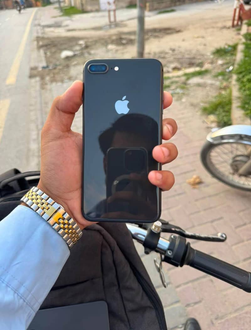 Iphone 8 Plus 2