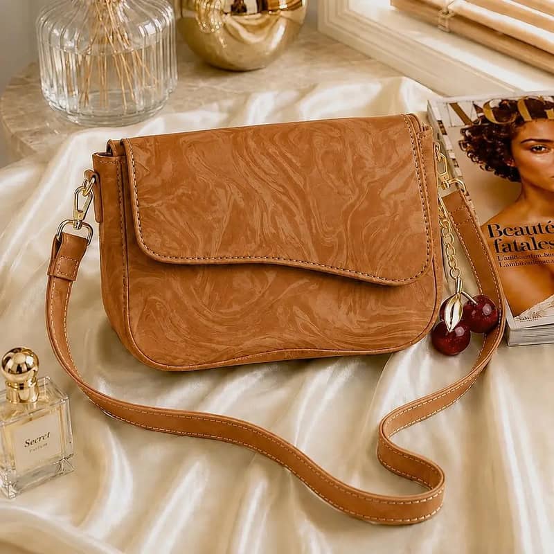 Material: Leather 4