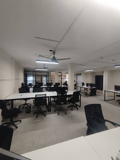 Office Available for Rent in Gulberg