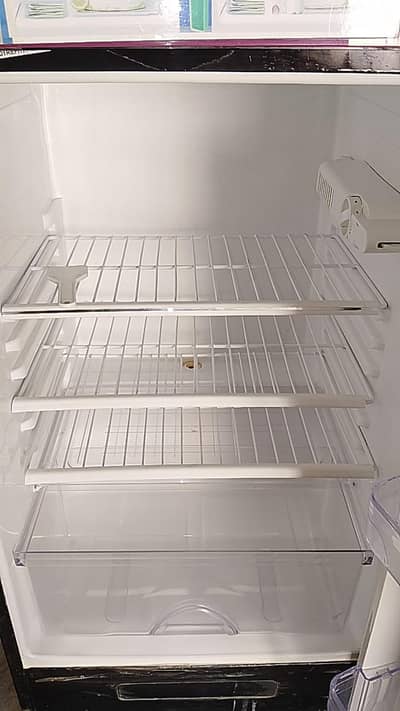 Refrigerator for Sale – Excellent Condition