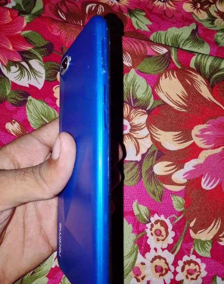 Realme C2 3