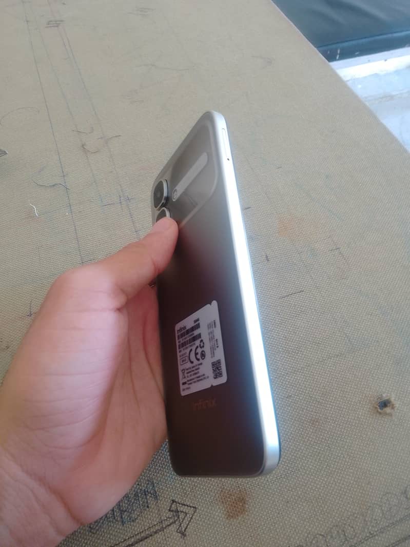 Infinix Smart 4