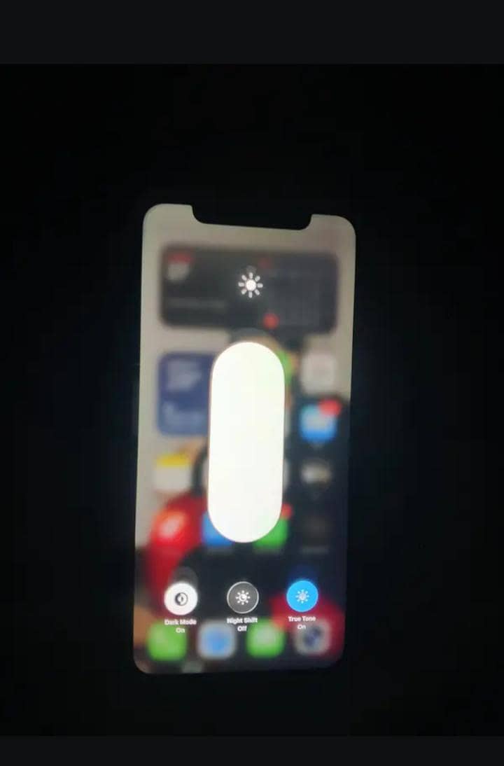 Apple iPhone 11 7