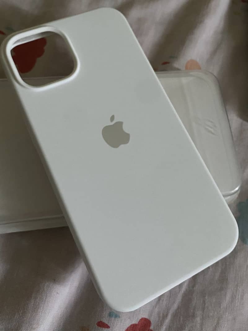 Apple iPhone 13 7