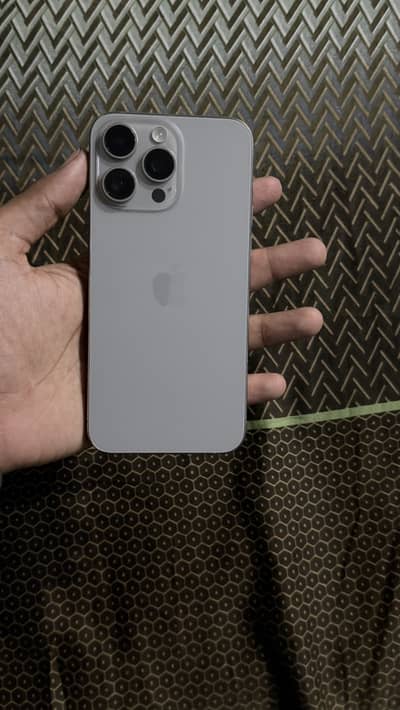 Apple iPhone 15 Pro Max