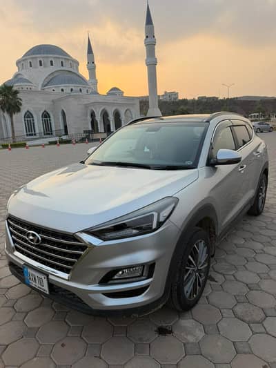 Hyundai Tucson FWD 2022 | Graphite Grey | 48,000 KM | Bumper-to-Bumper