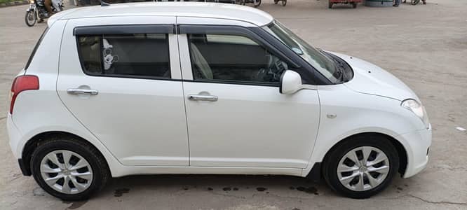 Suzuki Swift 2015