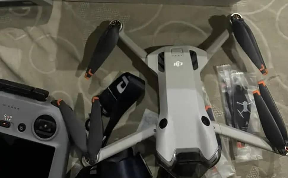 DJI mini 4 pro 1