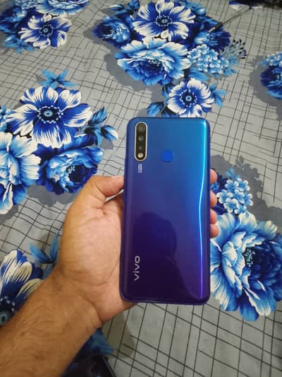 Vivo y19 256 Gb ram Apta Approved