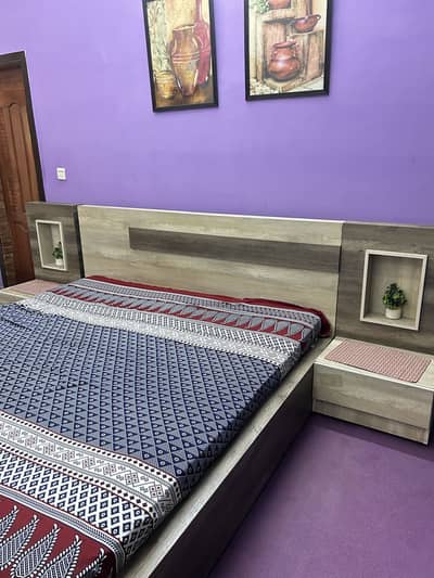 Wooden bed with Side Tables, Mattress & Dressing Table
