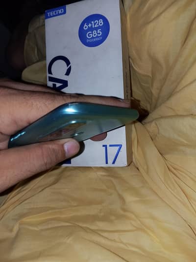 Tecno Camon 17 6GB 128 GB with Box