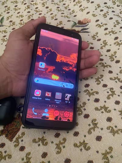 Samsung galaxy j4+