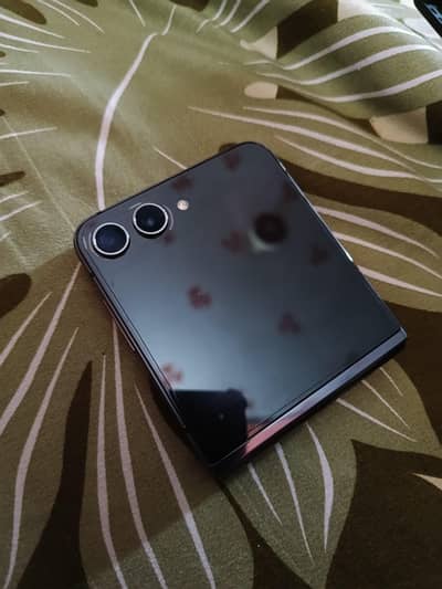 Samsung Mobile Z Flip 5
