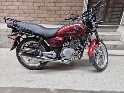 Suzuki gs 150 se