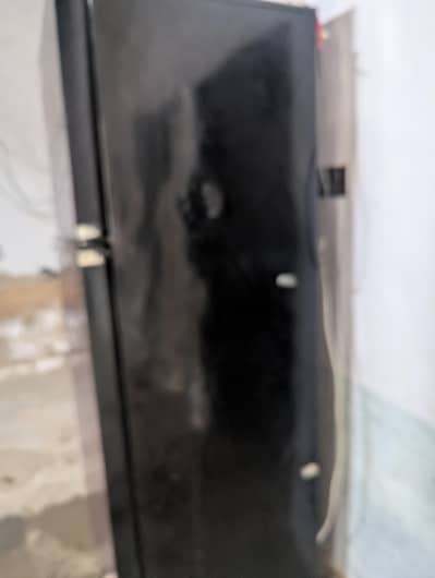 4 year used refrigerator for sale