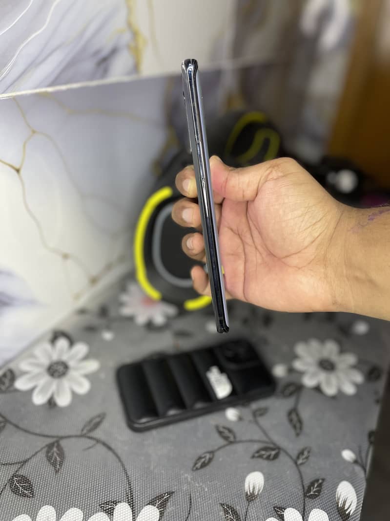 One Plus 8 Pro 14