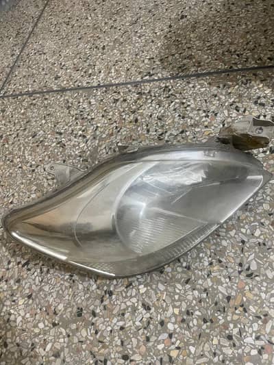 belta/vitz headlights
