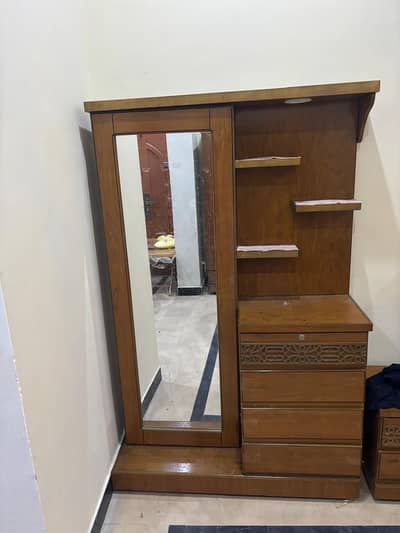 bed and dressing table