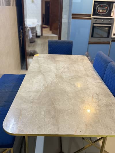8 seater dining table home use