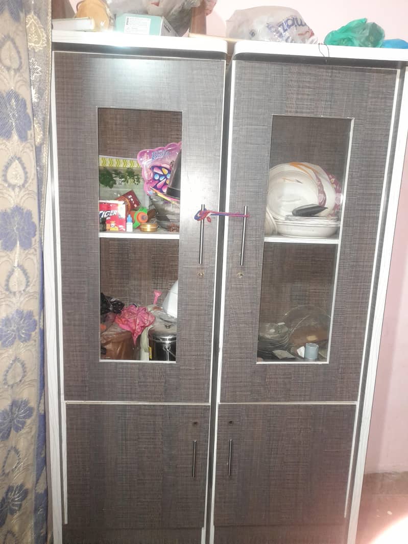 فرنیچر سیل کرنا ھے 0