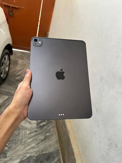 ipad pro m5 11inch 256gb space black for sell