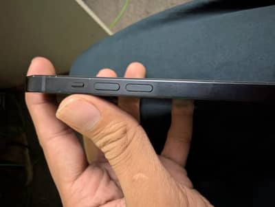 Apple iPhone 14