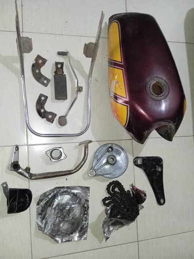 125 and 70 bike parts for sale good condition