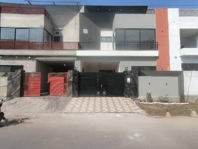 This Is Your Chance To Buy Prime Location House In Multan