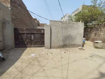6 Marla Commercial Plot For Sale - bosan Road, Near Northern baypas
