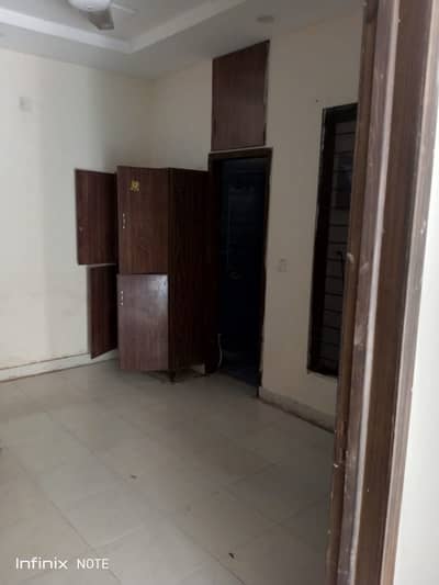 1 bed Tv lounge Flat for Rent in Sunny Park for office and Bachelor (Student + Job holder)