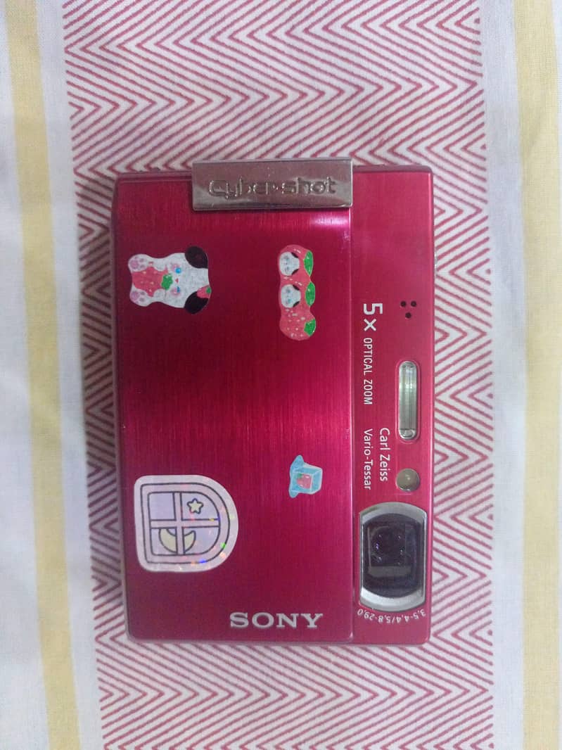 Digital camera 0