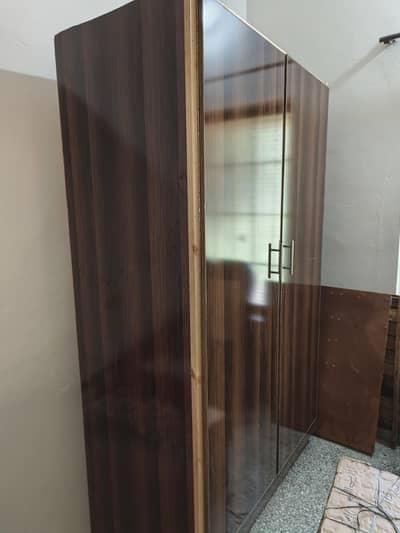 wardrobe /almaari / kapru ki almaari / cupboard / 2 door almari