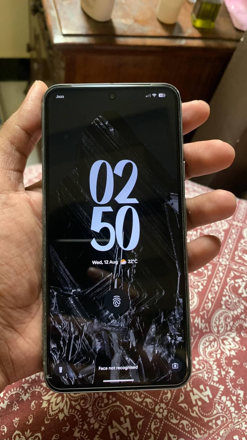 Google Pixel 8 3