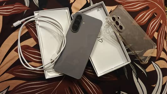 Samsung Mobile A57 256 GB 1 manth use