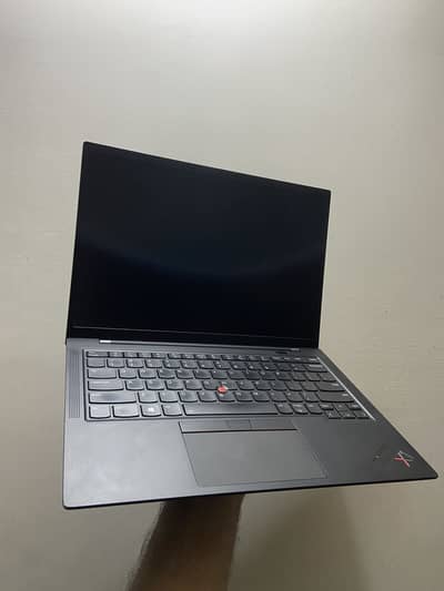 Lenovo ThinkPad X1 Carbon Gen 9 | Intel Core i7 11th gen