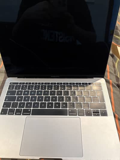 Macbook pro 13 inch 2017