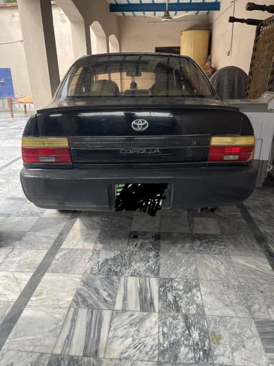 Toyota Corolla 2000