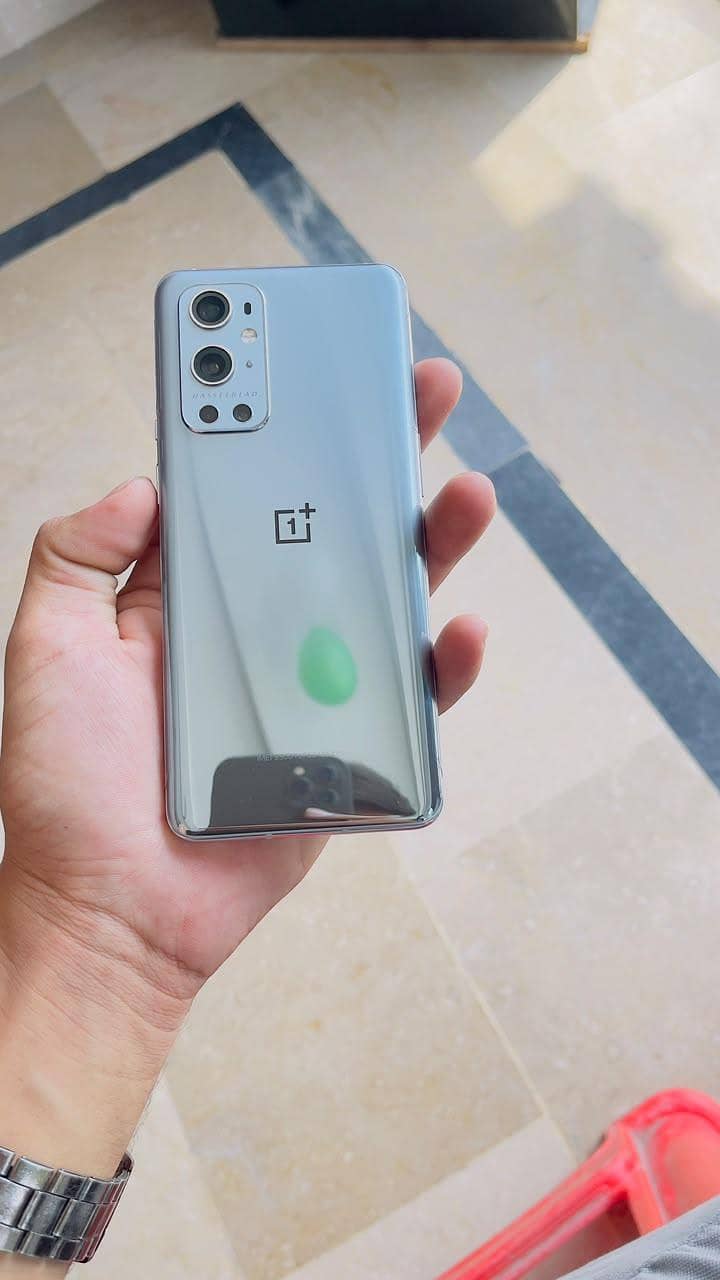 One Plus 9 pro 0