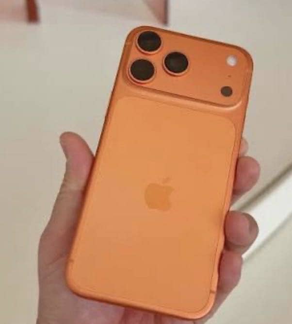 Apple iPhone 17 Pro 0