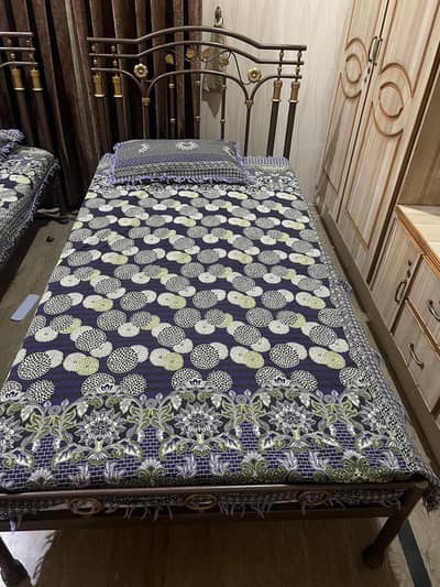 2 single beds with 1 couch and 2 mattress