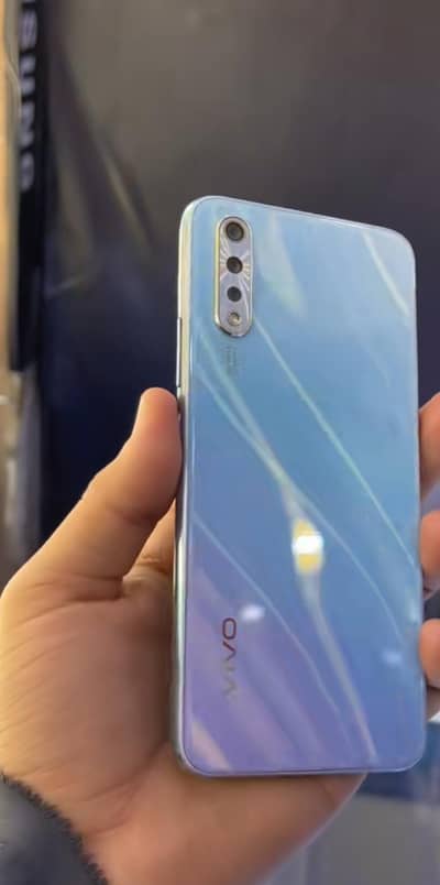 Vivo S1