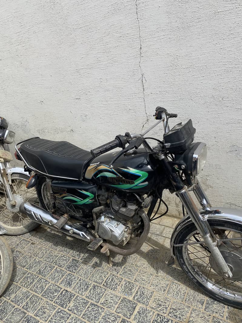 Unique 125 0