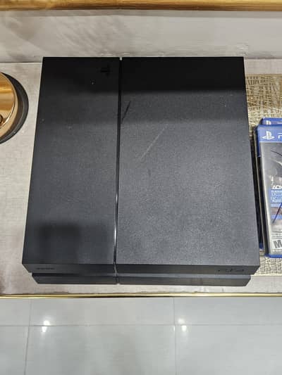 Ps 4 with Gta 5 cd