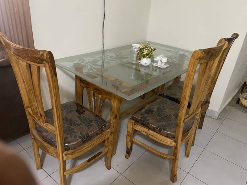 Dining Table 6 chairs 2
