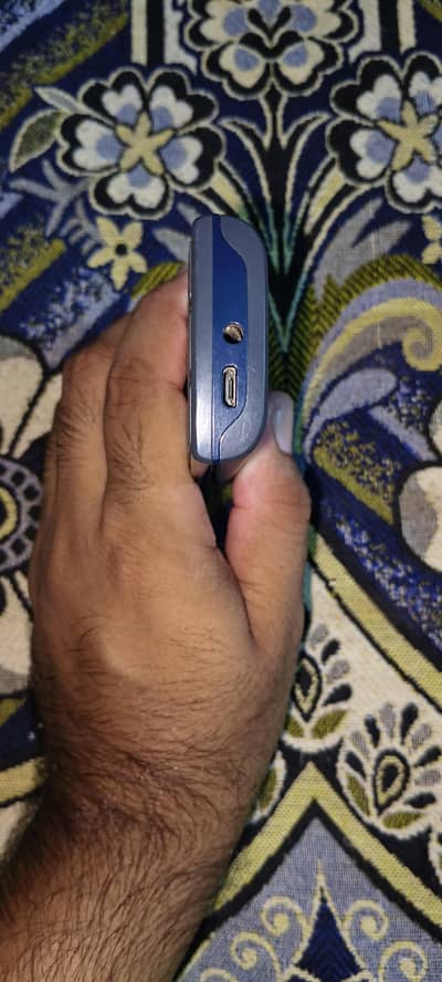 Nokia 106