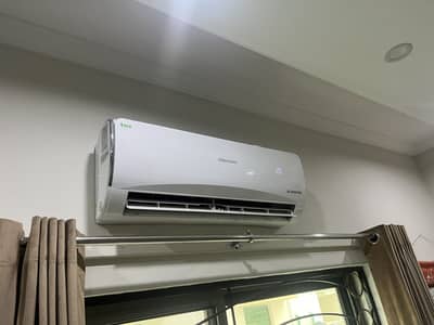 Very good condition AC Haier brand 1 ton