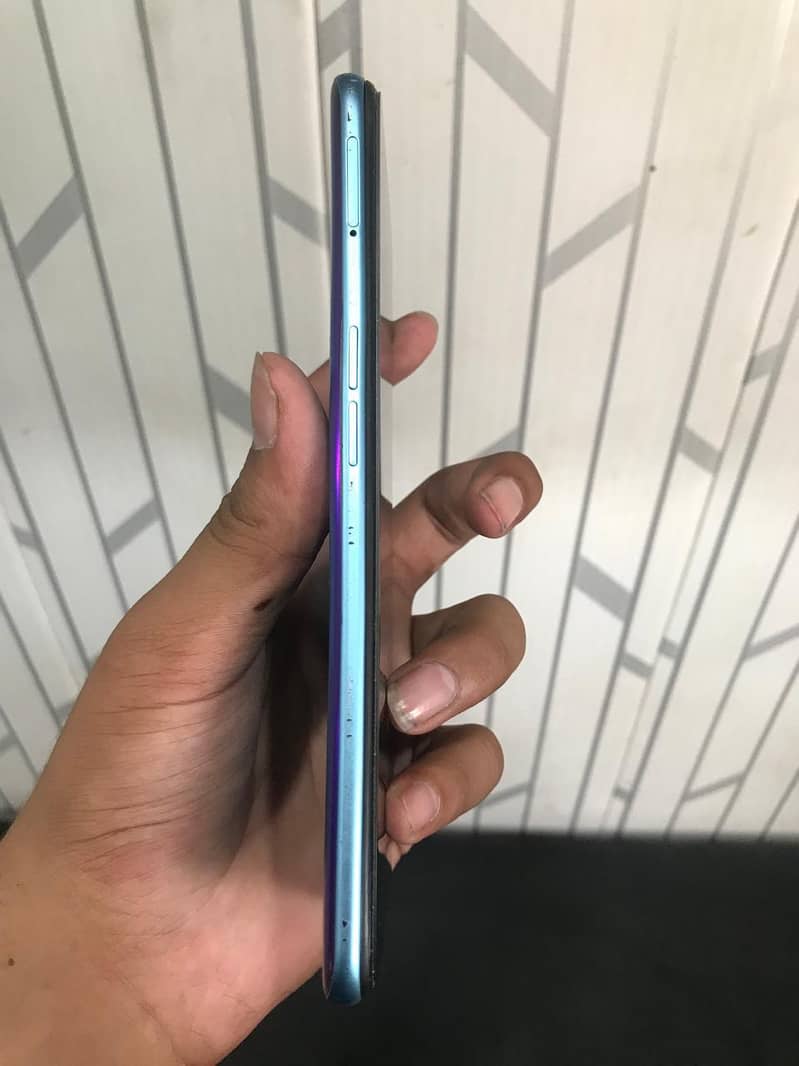 Realme 9i 5